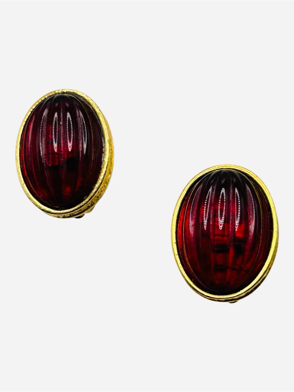 Vintage Liz Claiborne Red Ribbed Melon Lucite Clip Earrings